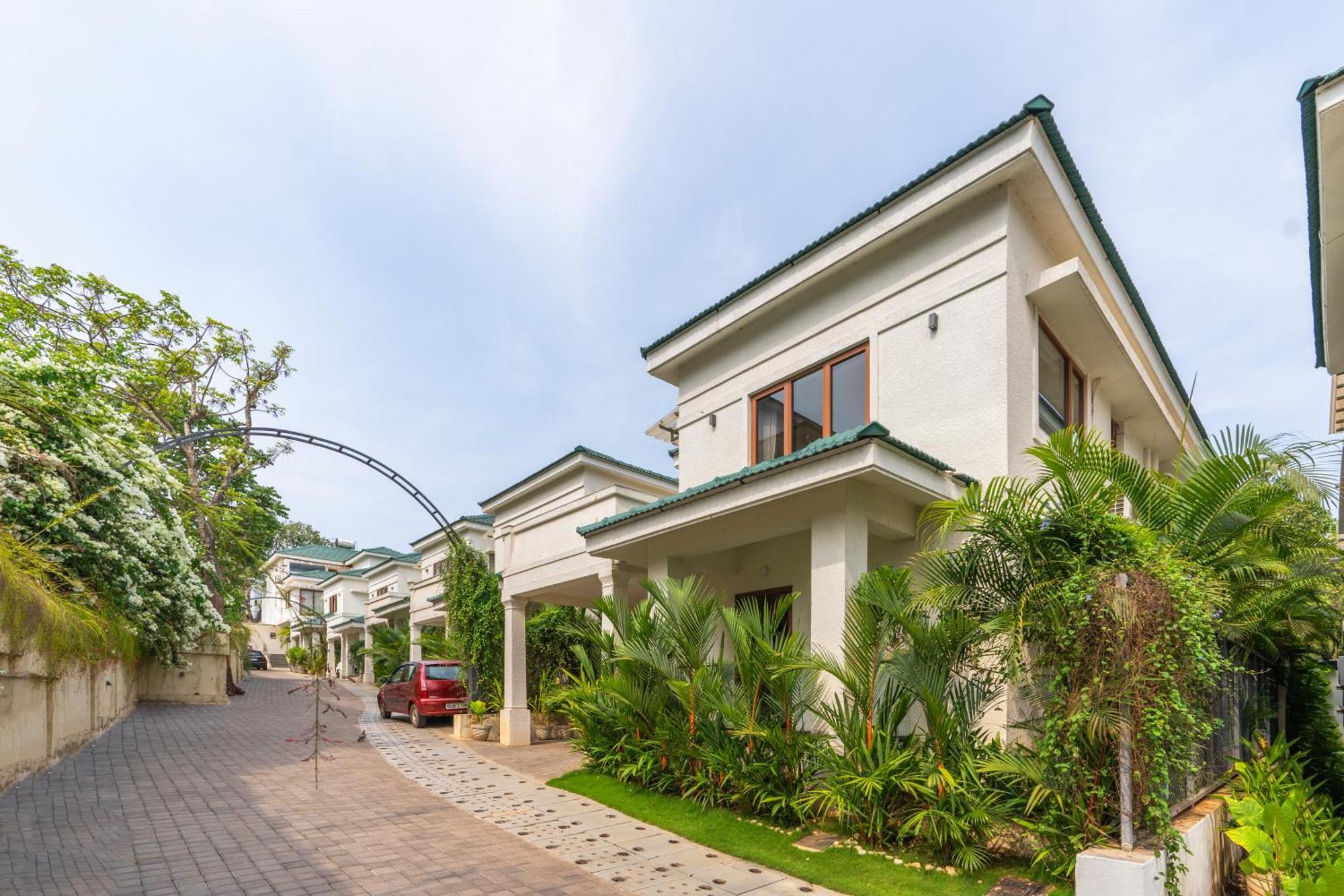 Elivaas 3 Bhk Pvt Pool & Bar - Villa Valerie Oxel Zewnętrze zdjęcie